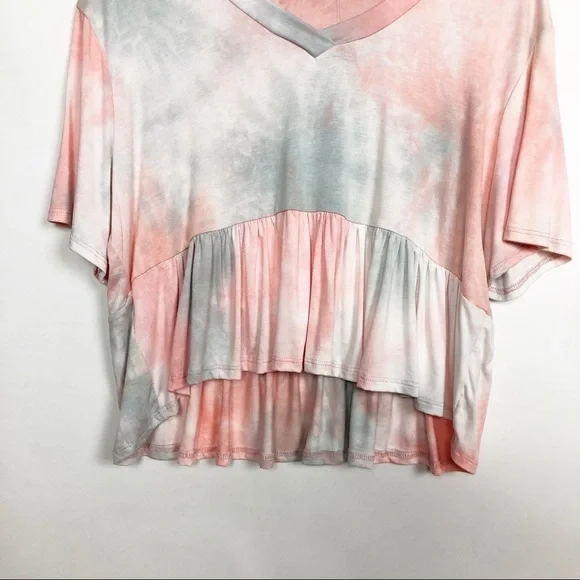21 Saints Tie Dye V-Neck Short Sleeve Top Size XL - Picture 3 of 11